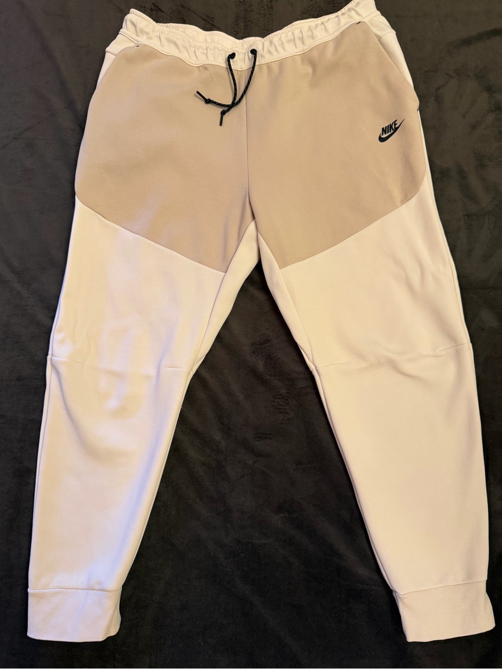 Nike Tech Fleece Colorblock Joggers Mens XXL Cream Tan Beige Sweatpants Cuffed